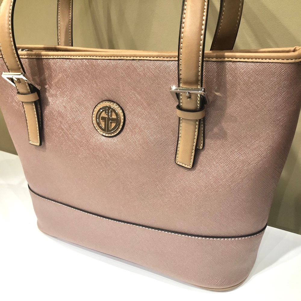 New Giani Bernini Saffiano Bag (Store Return) - Picture 3 of 12